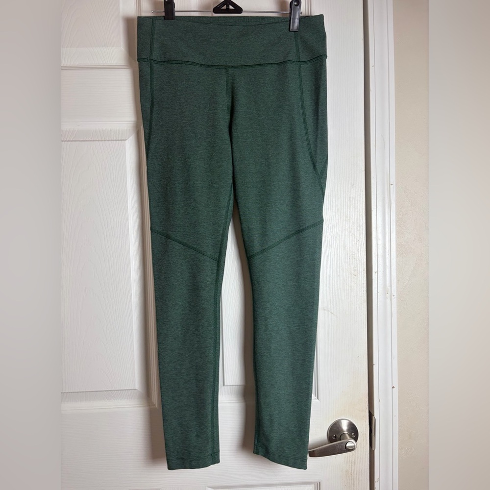 Outdoor Voices Green Leggings!
